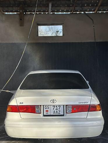 срочно авто продажа: Toyota Camry: 2001 г., 2.2 л, Автомат, Бензин, Седан — 5