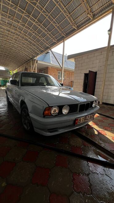 матор жетта: BMW 520: 1991 г., 2 л, Механика, Бензин, Седан