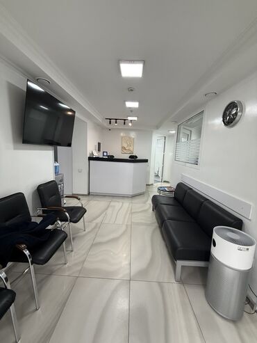 Другая коммерческая недвижимость: 📍пр-т Чуй 🔘Этажи 2/4 🔘131,2м² Продается коммерческое — 2