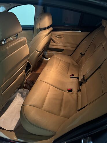 Sbor motorlar və silindr başlıqları: BMW 528, 2 l, Benzin, 2015 il — 14