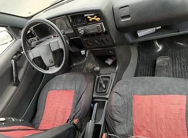губа на пассат: Volkswagen Passat: 1988 г., 1.7 л, Кол менен иштөөчү, Бензин, Седан — 6