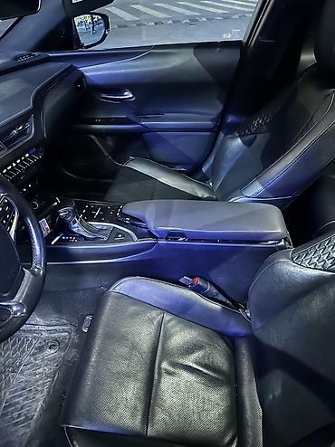 Lexus: Lexus UX: 2018 г., 2 л, Автомат, Бензин — 9