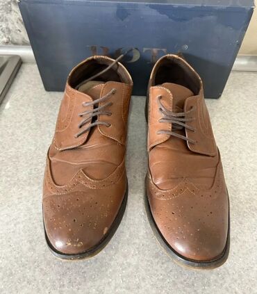 Botinkalar: Məhsul: “BOTA” brendli kişi klassik ayaqqabısı - Dizayn: Broq