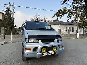 Продажа авто: Mitsubishi Delica: 2003 г., 3 л, Автомат, Бензин, Минивэн — 4