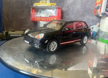 Avtomobil modelləri: Porsche, 2004 il, 1:24, Dəmir, Ödənişli çatdırılma — 18