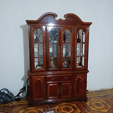 qedimi sufre: Klassik üslubda vitrinli bufet - Material: təbii ağac karkas — 4