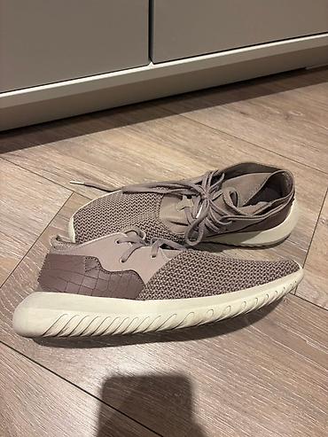 abş çəkmələri: Açıq bənövşəyi rəngli orijinal Adidas idman ayaqqabısı. Mənim üçün çox — 3