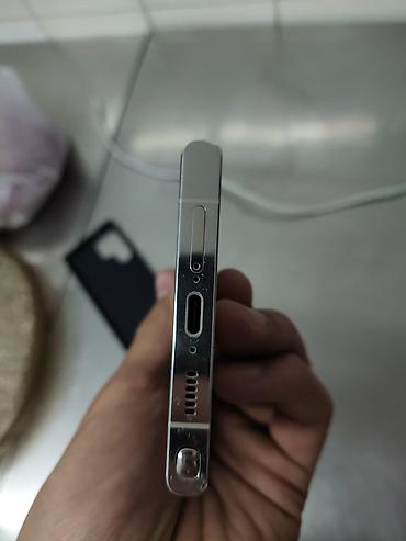 aple woth: Samsung Galaxy S23 Ultra, Б/у, 256 ГБ, цвет - Белый, 1 SIM, eSIM — 5
