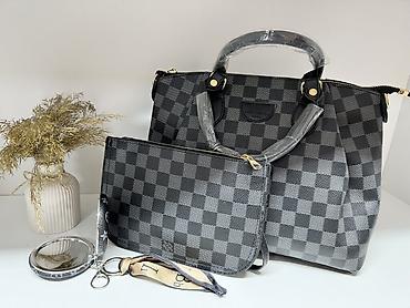 Классические сумки: Классическая сумка, Louis Vuitton, Материал: Искусственная кожа, Застежка на молнии, Женские — 1