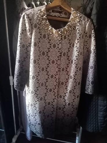 Вечерние платья: Нарядное кружевное платье и женское демисезонное пальто. Платье: - — 2