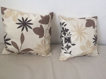 sivenje posteljine po meri: Throw pillow