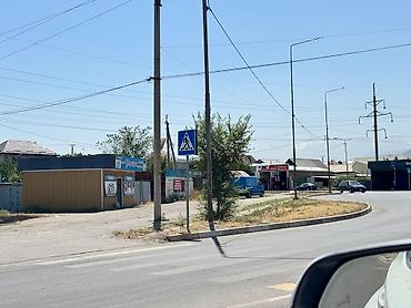 Продажа помещений свободного назначения: Продаю готовое коммерческое помещение 30м2 под БИЗНЕС (аптека, салон — 10