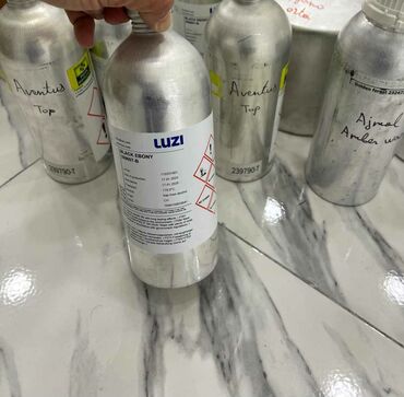 Stend vitrinləri: Stend vitrinləri — 12