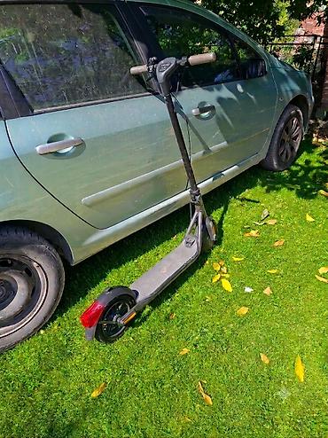 Trotineti, skejtbordovi i hoverbordovi: Električni trotinet Ninebot - Brend/model: Ninebot električni — 3