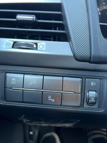 Dongfeng: Dongfeng : 2018 г., 2.2 л, Автомат, Дизель, Пикап — 6