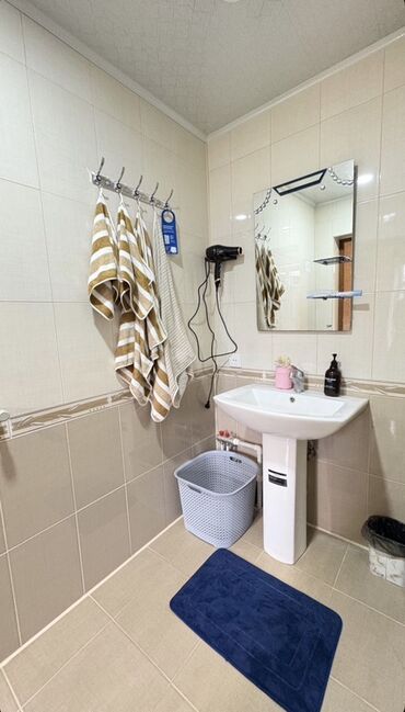 Günlük kirayə evlər: 200 kv. m, 5 otaqlı, Kanalizasiya, Artezian quyusu, Kombi — 9