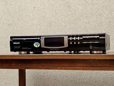 Mini disk plejeri: Philips CD plej­er CD723 – Hi‑Fi komponenta za reprodukciju — 2