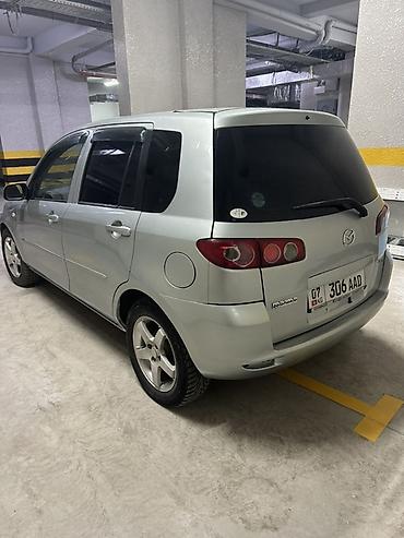 меняю квартиру на авто: Mazda Demio: 2005 г., Автомат, Бензин, Хэтчбэк — 4