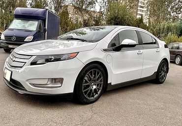 деловые автомобили: Chevrolet Volt: 2013 г., 1.4 л, Вариатор, Электромобиль, Хэтчбэк