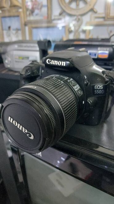 canon 550d kit: Canon EOS 550D satılır! Obyektiv işləmir!