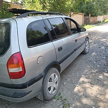 Унаа: Opel Zafira: 2001 г., 1.8 л, Кол менен иштөөчү, Бензин, Вэн/Минивэн — 7