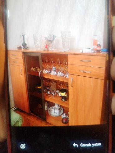 metbex şkafi: İşlənmiş, Düz dolab, Servant