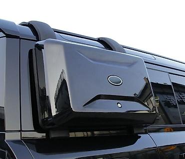 zil 130: Land Rover Defender üçün aksesuar komplekti satılır. Komplektə — 3