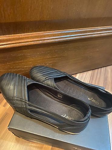 air conditioner: Кроссовки, 41.5, Asics, Б/у, цвет - Черный, Самовывоз — 2