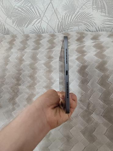 irsad redmi note 11 pro: Apple iPad planşet - Korpus: Alüminium gövdə, Space Gray rəng. - Arxa — 4
