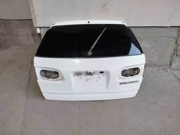 Крышки багажника и комплектующие: Крышка багажника Toyota, 2001 г., Б/у, Оригинал