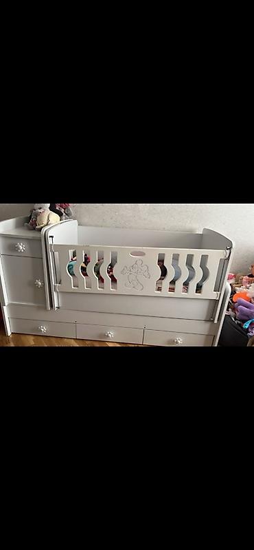 Beşiklər: Uşaq çarpayısı – kombinə edilmiş model - Rəng: ağ - Material — 1