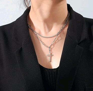 Jewellery: Predivna ogrlica pd hiruškog čelika