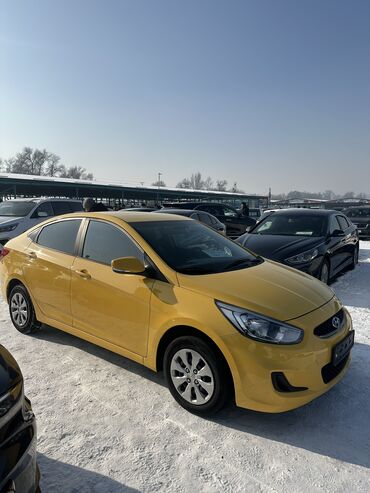 Легковой транспорт: Сдаю в аренду: Легковое авто, Под такси