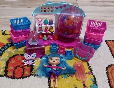 skočko igračka: Shopkins original sa lutkicom i psom 3000,bez lutkice i psa 2000. Kao