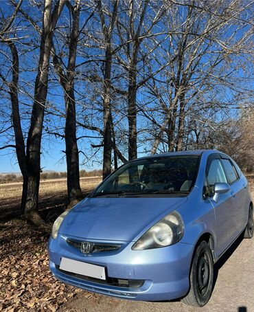 авто аварийных: Honda Fit: 2002 г., 1.3 л, Вариатор, Бензин, Хэтчбэк