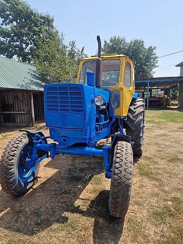Traktorlar: Traktor və dırmıq ot yığan araba(presiv) Traktor MTZ tipli (klassik — 6