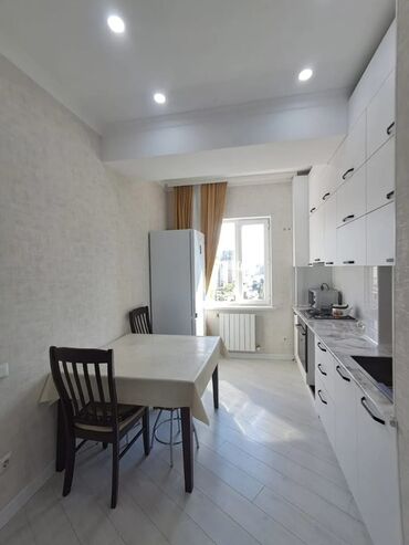 квартира 2 комнатная продаю: 2 комнаты, 76 м², Элитка, 2 этаж, Косметический ремонт