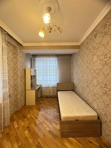 бина аз дома: Баку, 3 комнаты, Вторичка, м. Ази Асланов, 70 м²