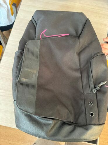 Туристические рюкзаки: Все элит сумки по 2200 а тот каторый чернорозовый он по 2000 ккртка — 11