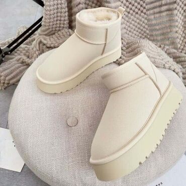 Ugg obuća: Ugg mini čizme — 3