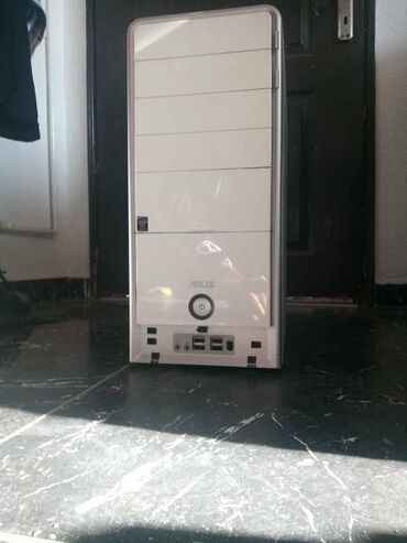 Desktop računari i radne stanice: I7 Gejmer Beli odličan-Odlicno sklapan GEJMER, stigao od preko . U — 6