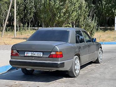 bmw e318: Mercedes-Benz W124: 1992 г., 2.2 л, Механика, Бензин, Седан — 3