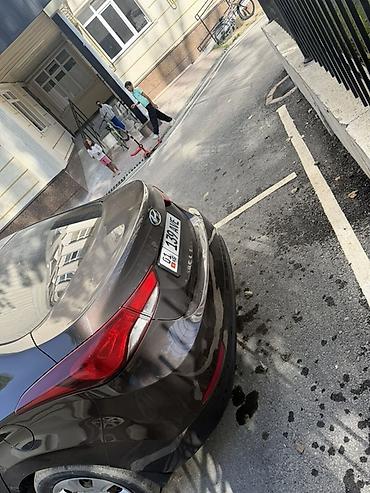 Hyundai: Hyundai Elantra: 2015 г., Седан — 1