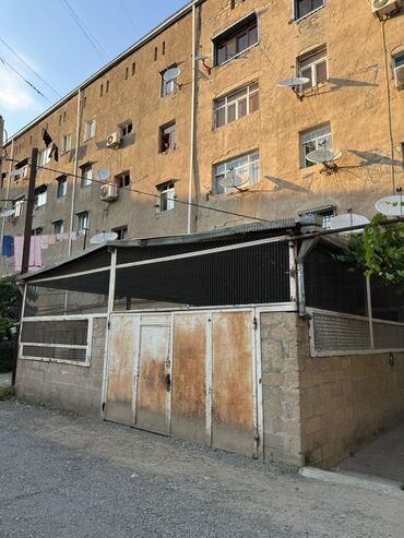 saray mtk satis qiymetleri 2022: Gəncə, 5 otaqlı, Köhnə tikili, 80 kv. m