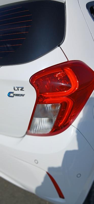 Chevrolet: Chevrolet Spark: 2016 г., 1 л, Автомат, Бензин, Хэтчбэк — 5