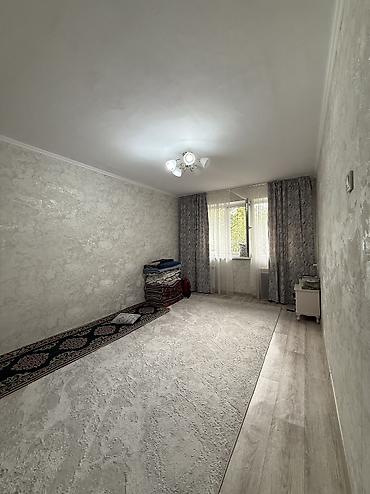 квартира 11мкр: 1 комната, 32 м², 11 мкр 104 серия, 1 этаж, Косметический ремонт — 1