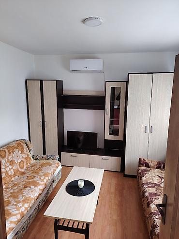 Kuća na dan: Jednosoban prizemni apartman/kućica sa dvorištem u samo centru grada u — 7