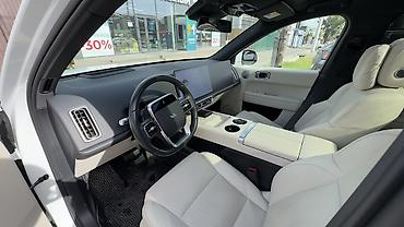 byd e1: Lixiang L6: 2024 г., 1.5 л, Гибрид, Кроссовер — 7