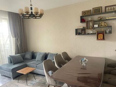 binə kredit ev: Qaraçuxur qəs., 3 otaqlı, Yeni tikili, m. Neftçilər, 57 kv. m