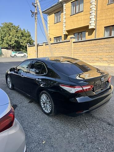 таета матрих: Toyota Camry: 2018 г., 2.5 л, Автомат, Гибрид, Седан — 1